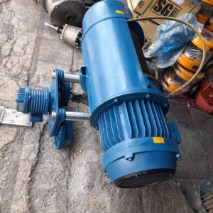 جرثقیل ۵تن بلغاری