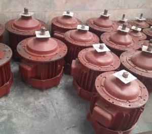 موتور جرثقیل سقفی  آکبند بلغارستان  برند الموت